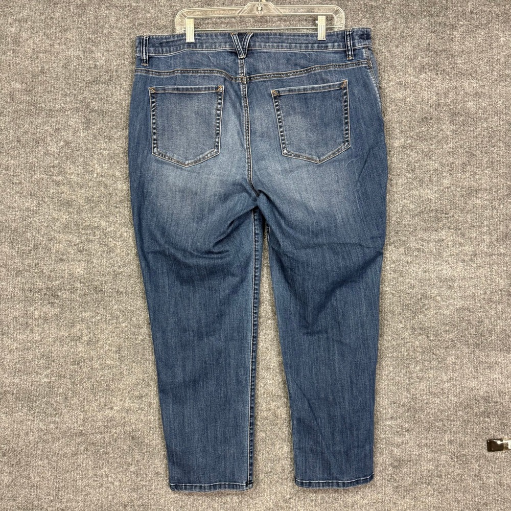 Chicos Platinum Jeans 3 Womens 16 Blue Medium Wash Straight Leg Stretch 40x28 - Picture 2 of 13